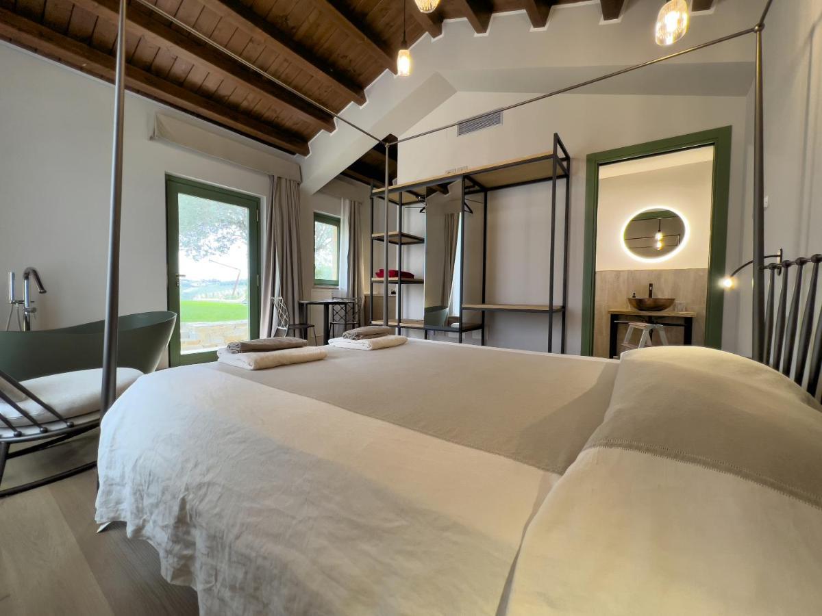 Relais Cocci Grifoni - Panoramic Wine Resort Offida Exterior foto